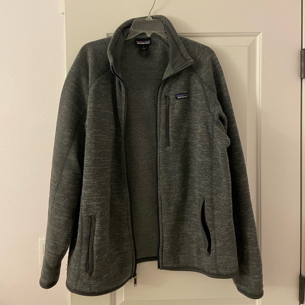 Patagonia zip up grey Large